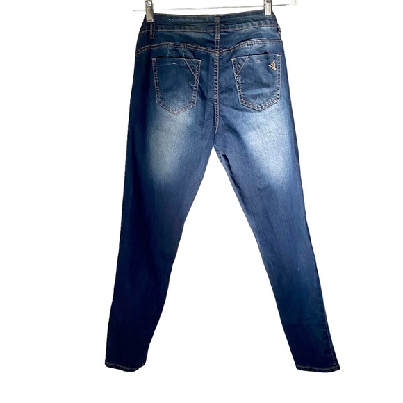 VIP Jeans Stretchy Mid-Rise Straight-Leg Medium Wash.  Size 5.  Inseam 29” - Picture 2 of 4